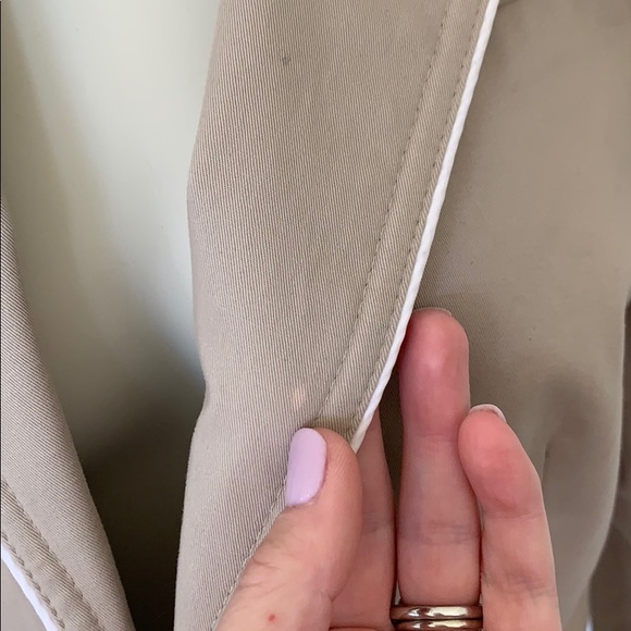 Banana Republic tan Blazer - Picture 2 of 6